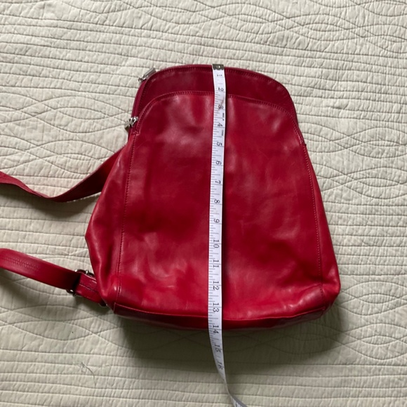 Gorgeous Red Leather Sling Pack - Picture 10 of 11